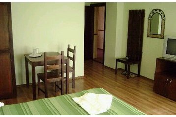 Rumunia Privát Lepşa, Zewnątrz